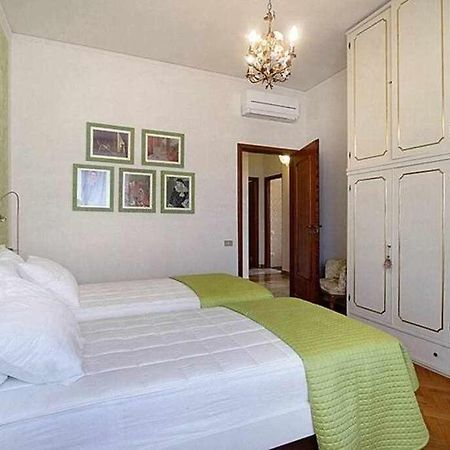 Frati Bigi With Two Bedrooms And Parking 피렌체 외부 사진