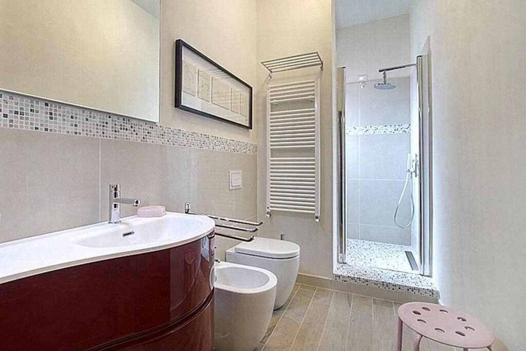 Frati Bigi With Two Bedrooms And Parking 피렌체 외부 사진