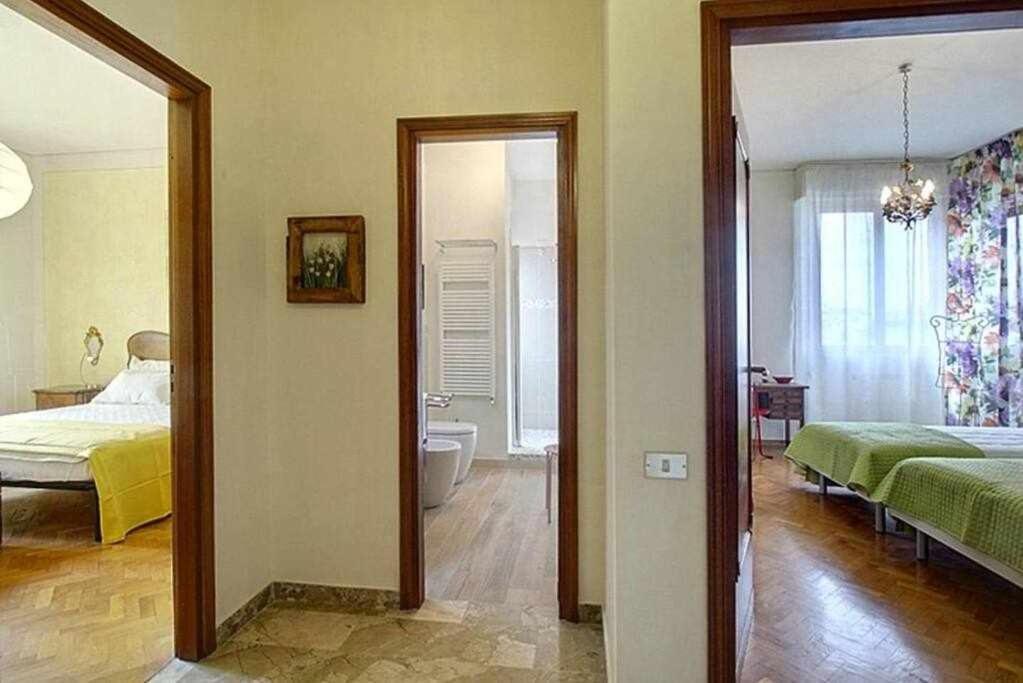 Frati Bigi With Two Bedrooms And Parking 피렌체 외부 사진
