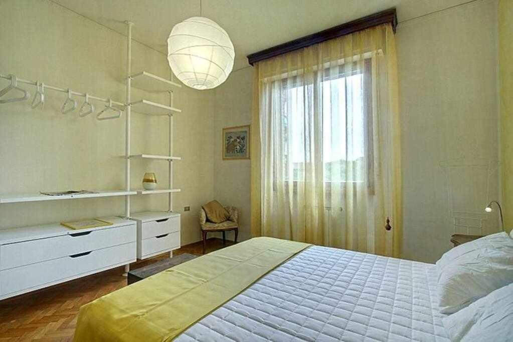 Frati Bigi With Two Bedrooms And Parking 피렌체 외부 사진