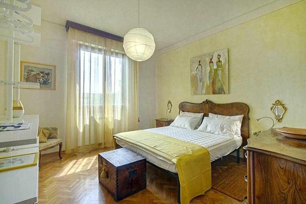 Frati Bigi With Two Bedrooms And Parking 피렌체 외부 사진